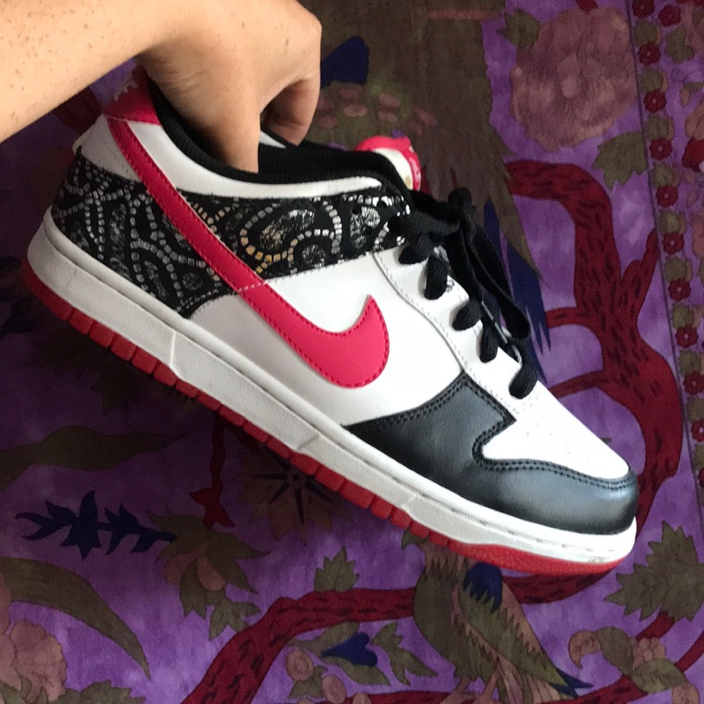 Nike Hot Pink and Black
